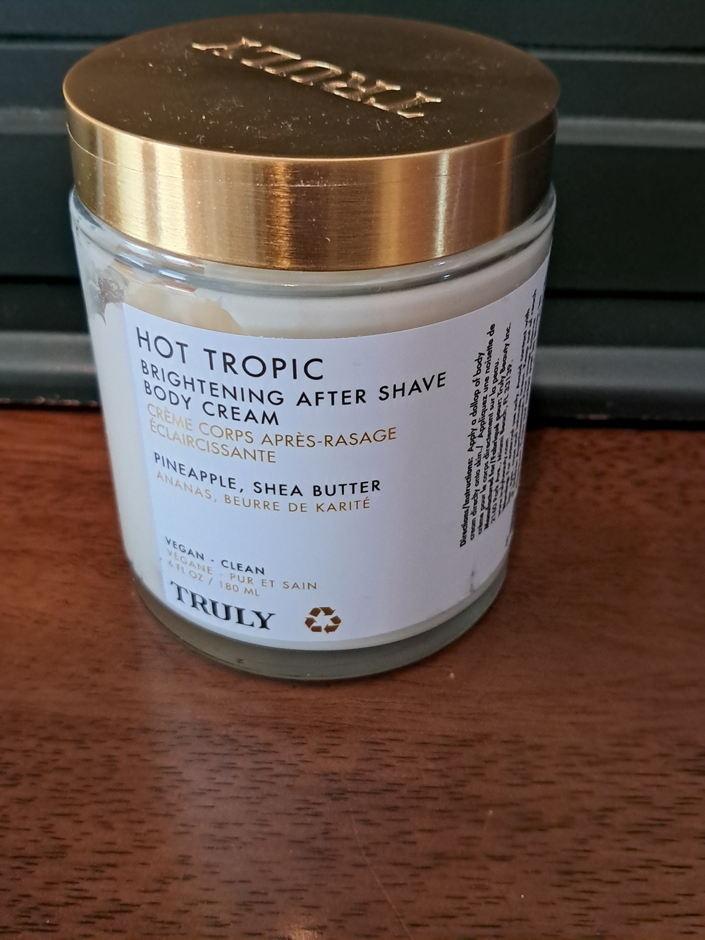 TRULY Hot Tropic Brightening After Shave Body Cream - Pineapple Shea Butter